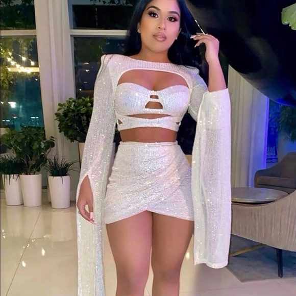 Sequin Skirt Set - Picture 3 of 5